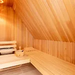 Reetdachhaus Dreilanden Reetdachhaus Charlotte Дом отдыха *