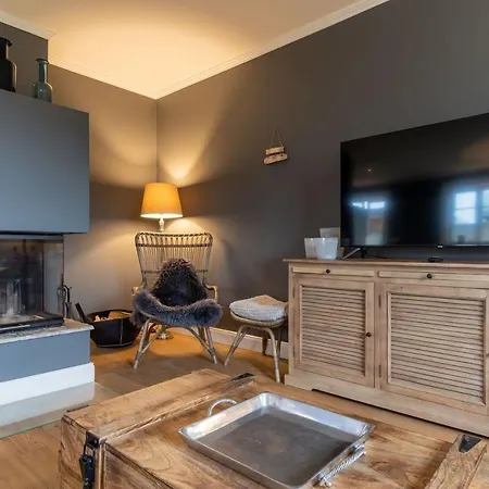 Reetdachhaus Dreilanden Reetdachhaus Charlotte *