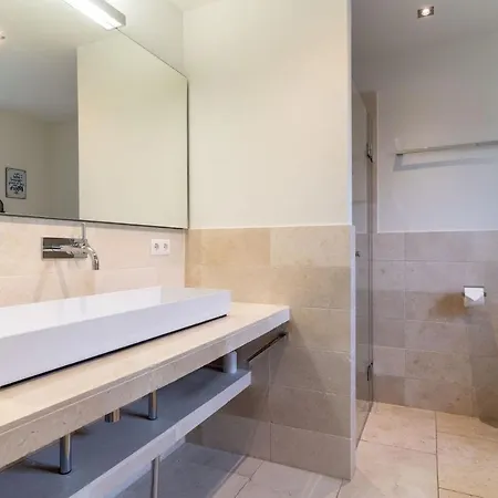 Reetdachhaus Dreilanden Reetdachhaus Charlotte Ferienhaus