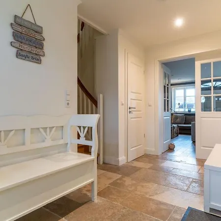 Reetdachhaus Dreilanden Reetdachhaus Charlotte *