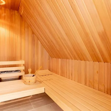 Reetdachhaus Dreilanden Reetdachhaus Charlotte Ferienhaus *