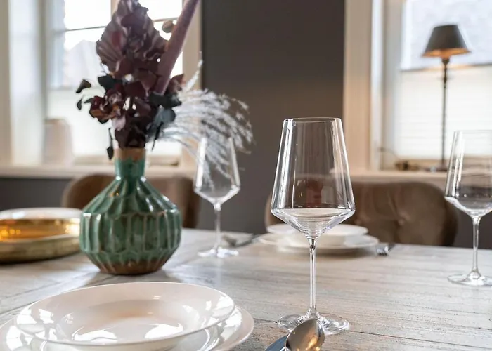 Reetdachhaus Dreilanden Reetdachhaus Charlotte * Böhl